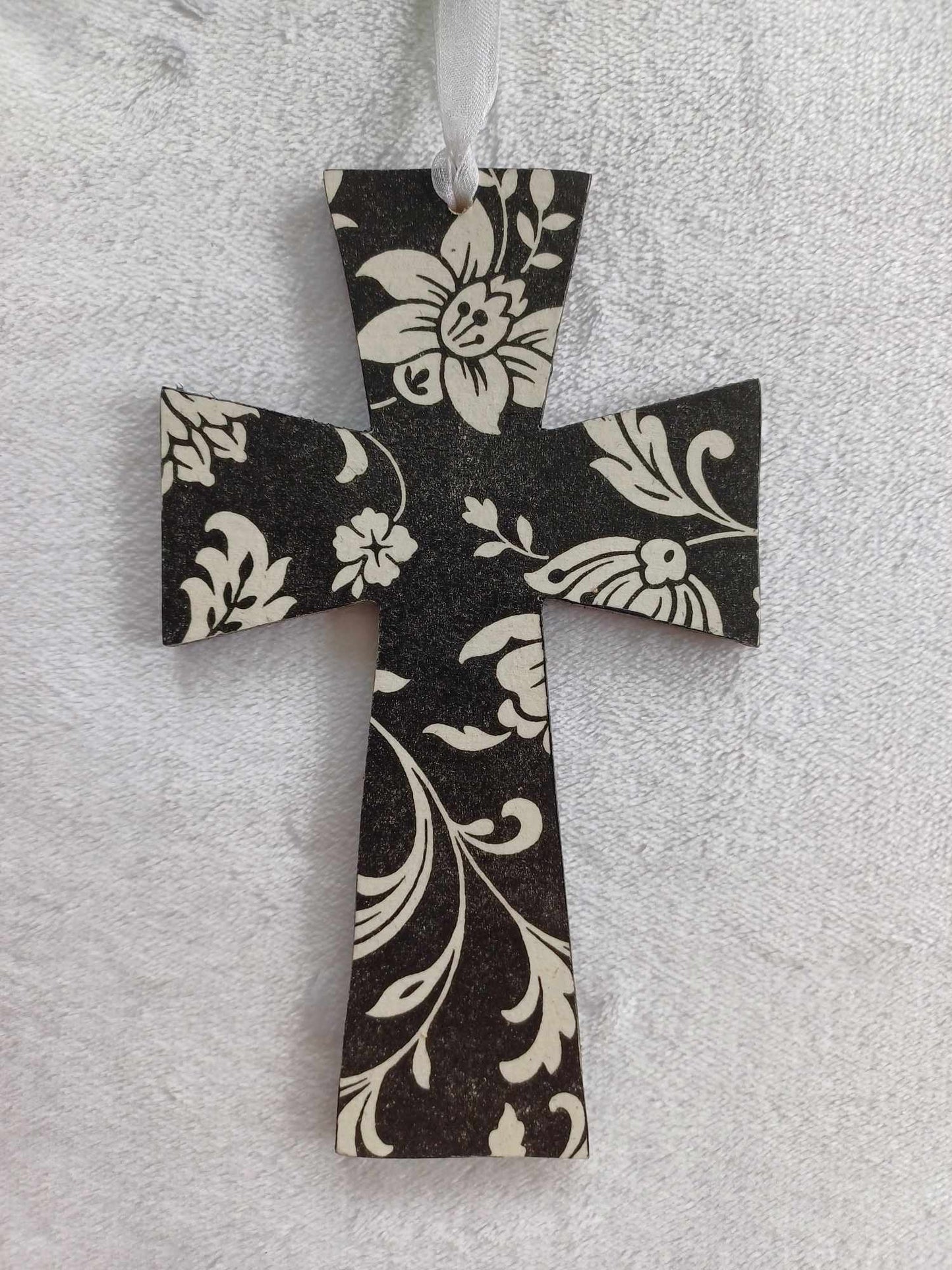 Small Cross.