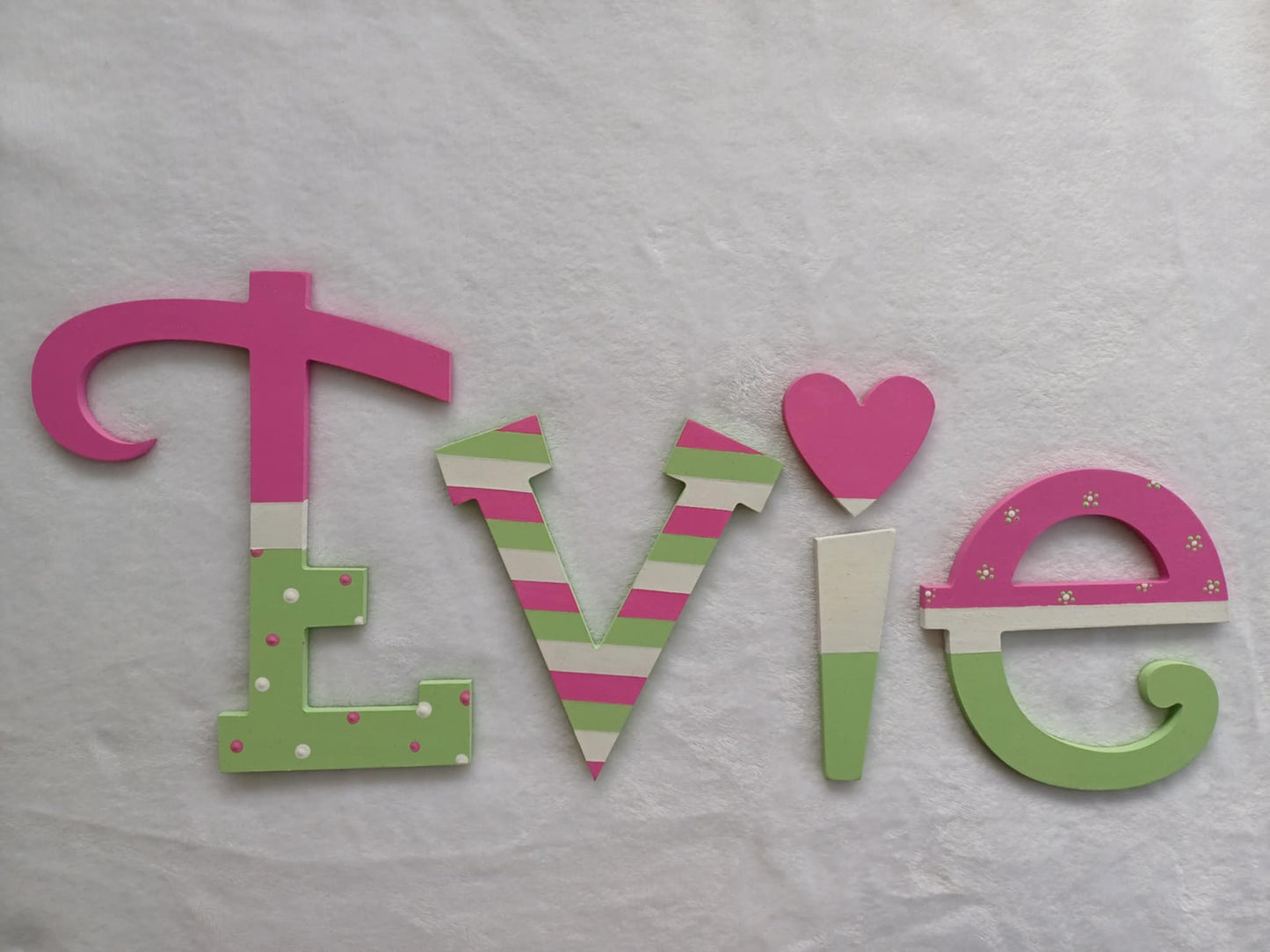 Evie - suitable for doors or walls