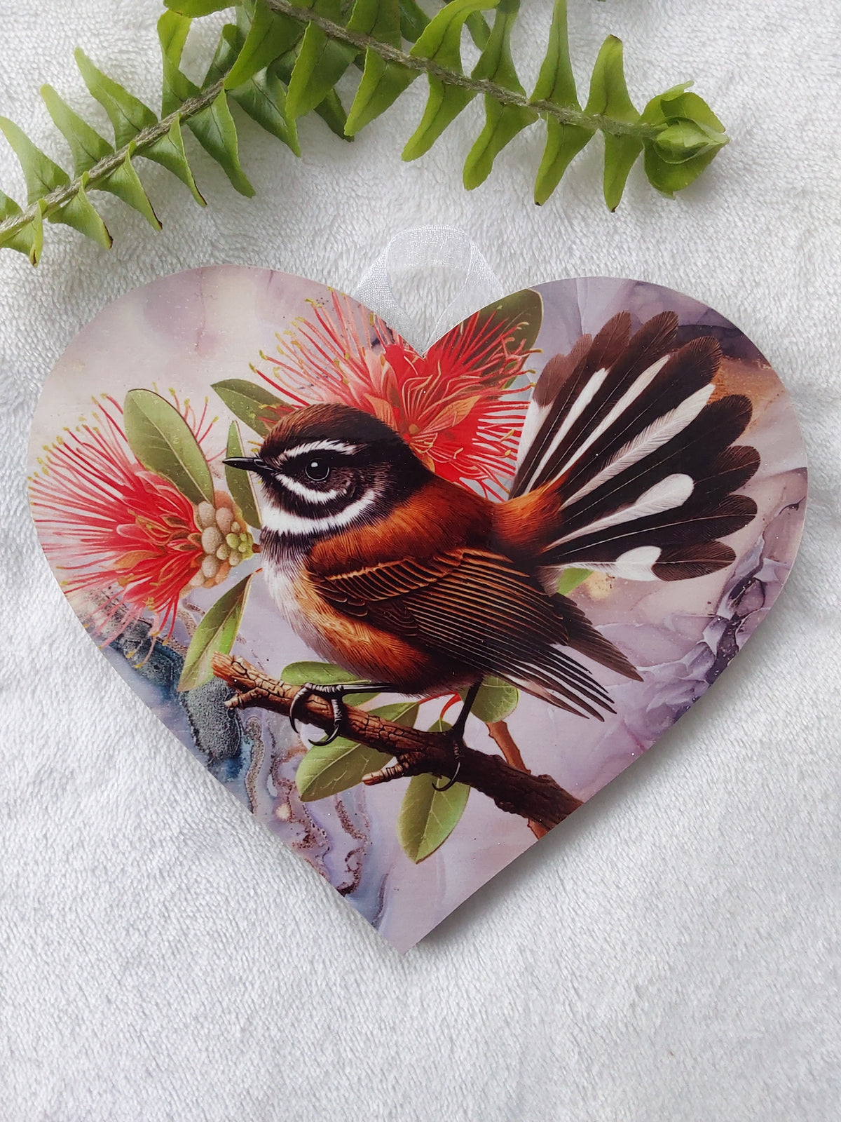 Fantail, piwaiwaka wall heart - Small