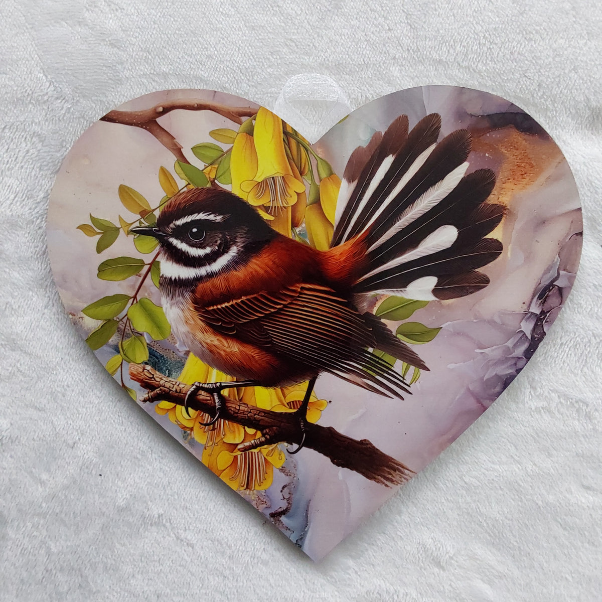 Fantail, piwaiwaka wall heart - Large