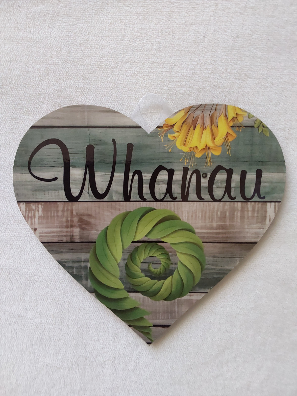 Whanau wall heart - Small