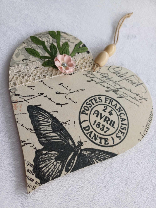 Shabby Chic Hanging Heart.