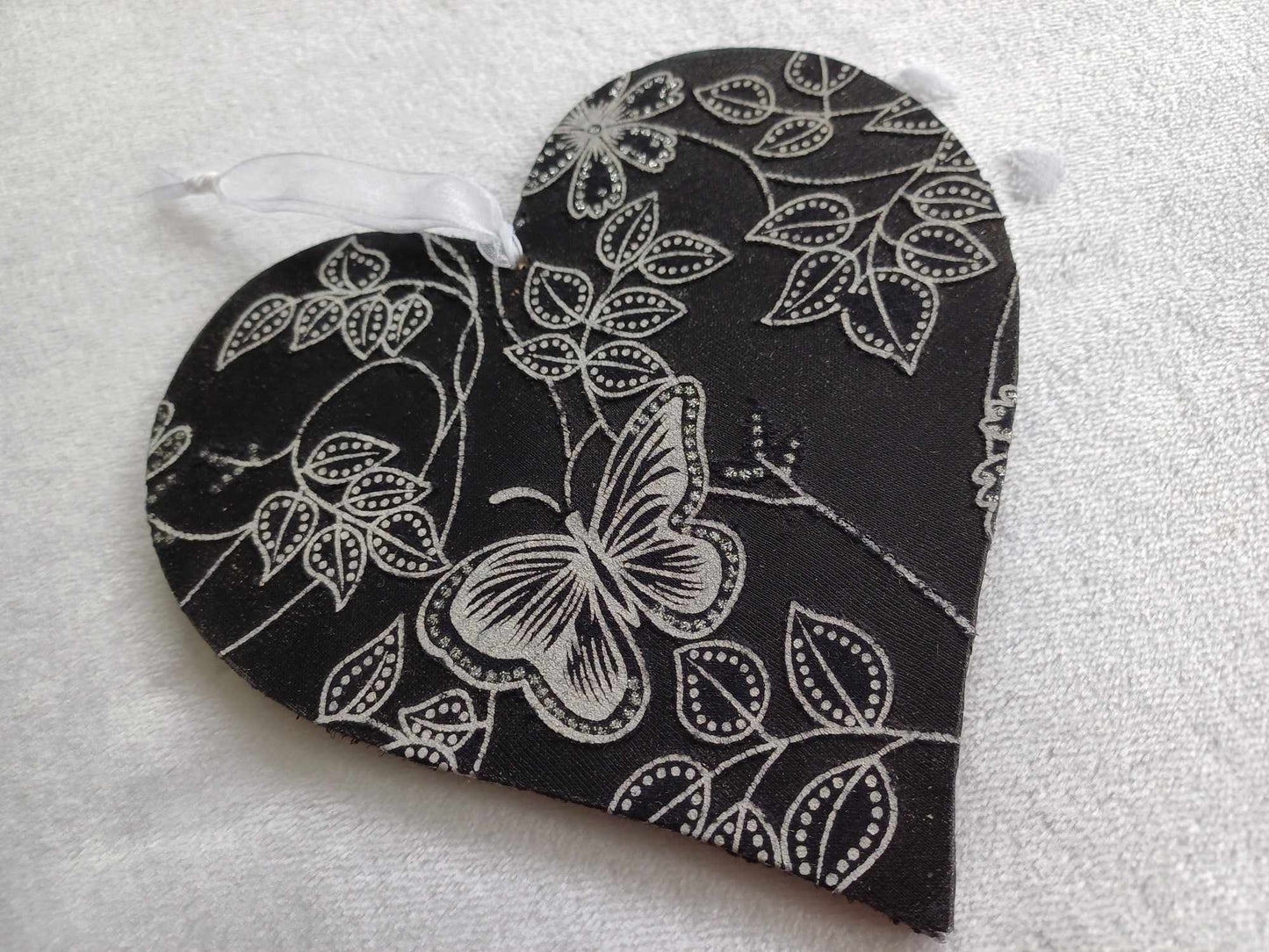 Lace Fabric Hanging Heart.