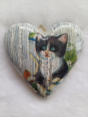 Wall Heart Cat.