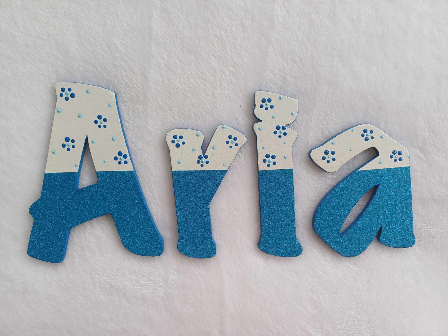 Aria - small letters suitable for a door.