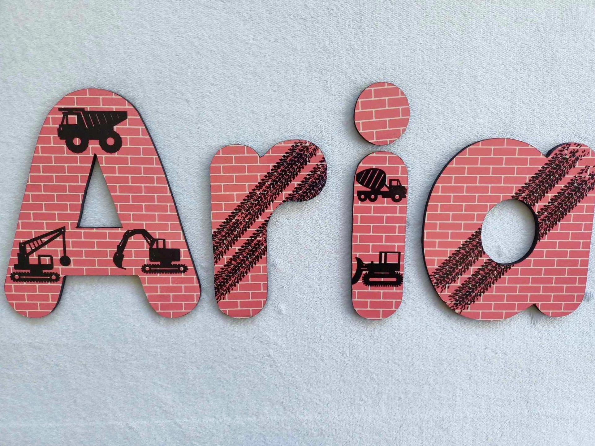 Construction Names, Made to order - 20cm high for the uppercase letter - Aria design and colour.