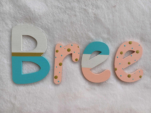 Bree - small letters suitable for a door.