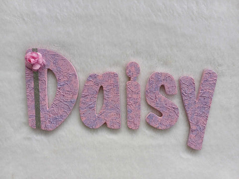 Daisy small letters suitable for a door.