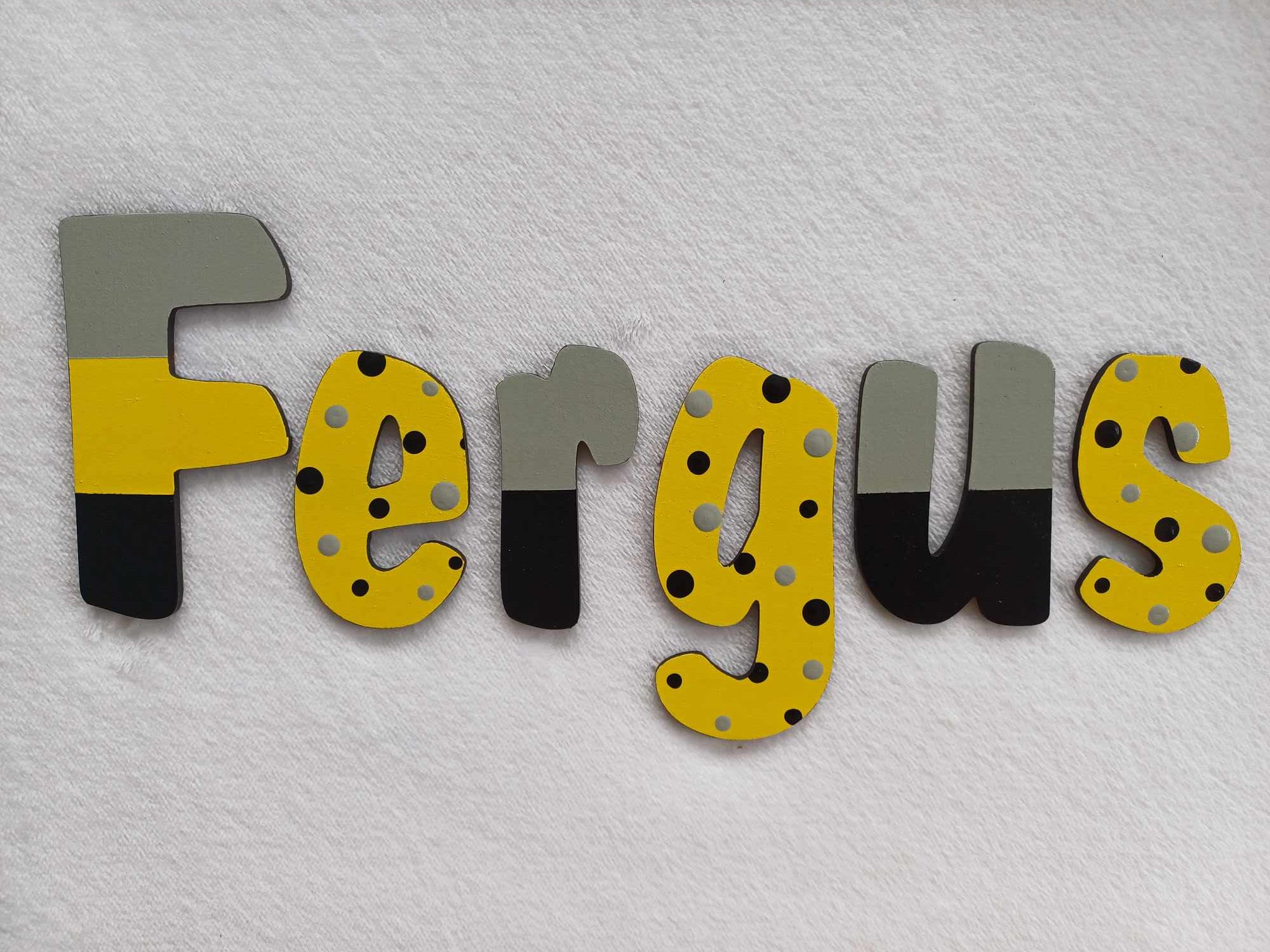 Fergus - small letters suitable for a door.