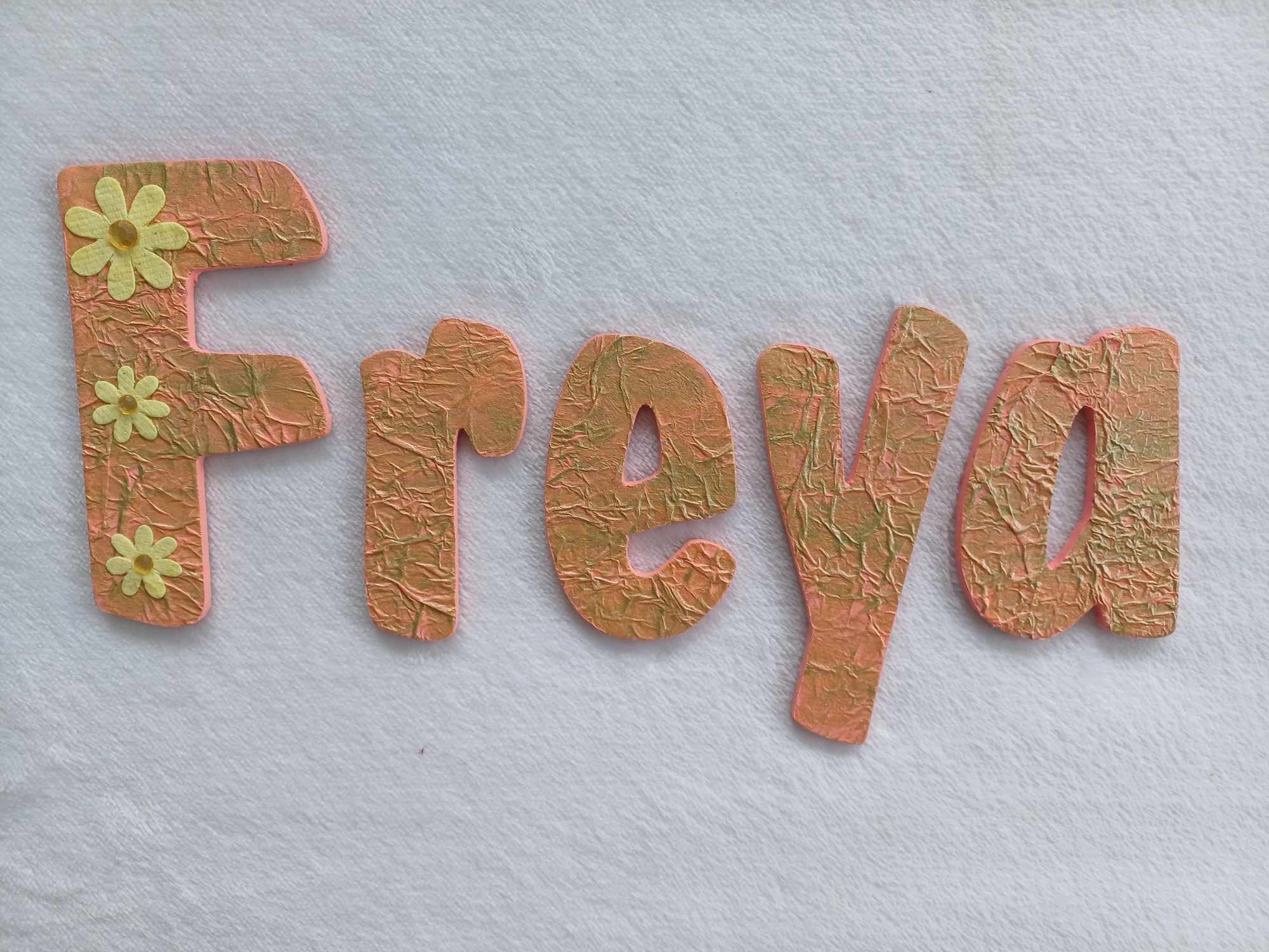 Freya small letters suitable for a door. – Maisie & Me. NZ
