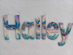 Hailey - small letters suitable for a door.