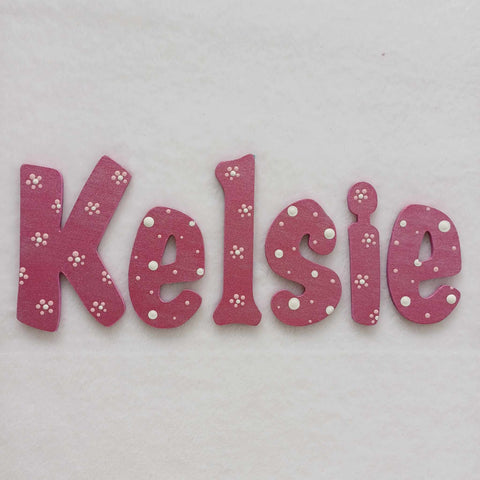 Kelsie - small letters suitable for a door.