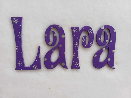 Lara- small letters suitable for a door.