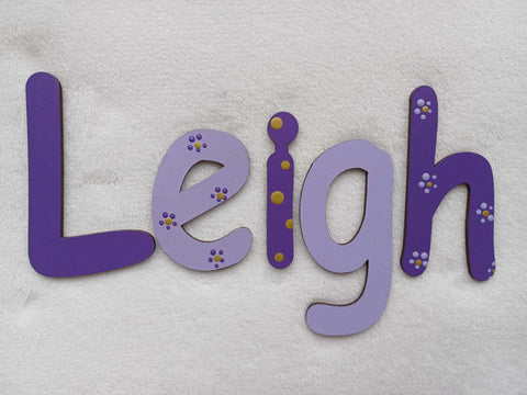 Leigh - small letters suitable for a door.