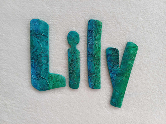 Lily - small letters suitable for a door.