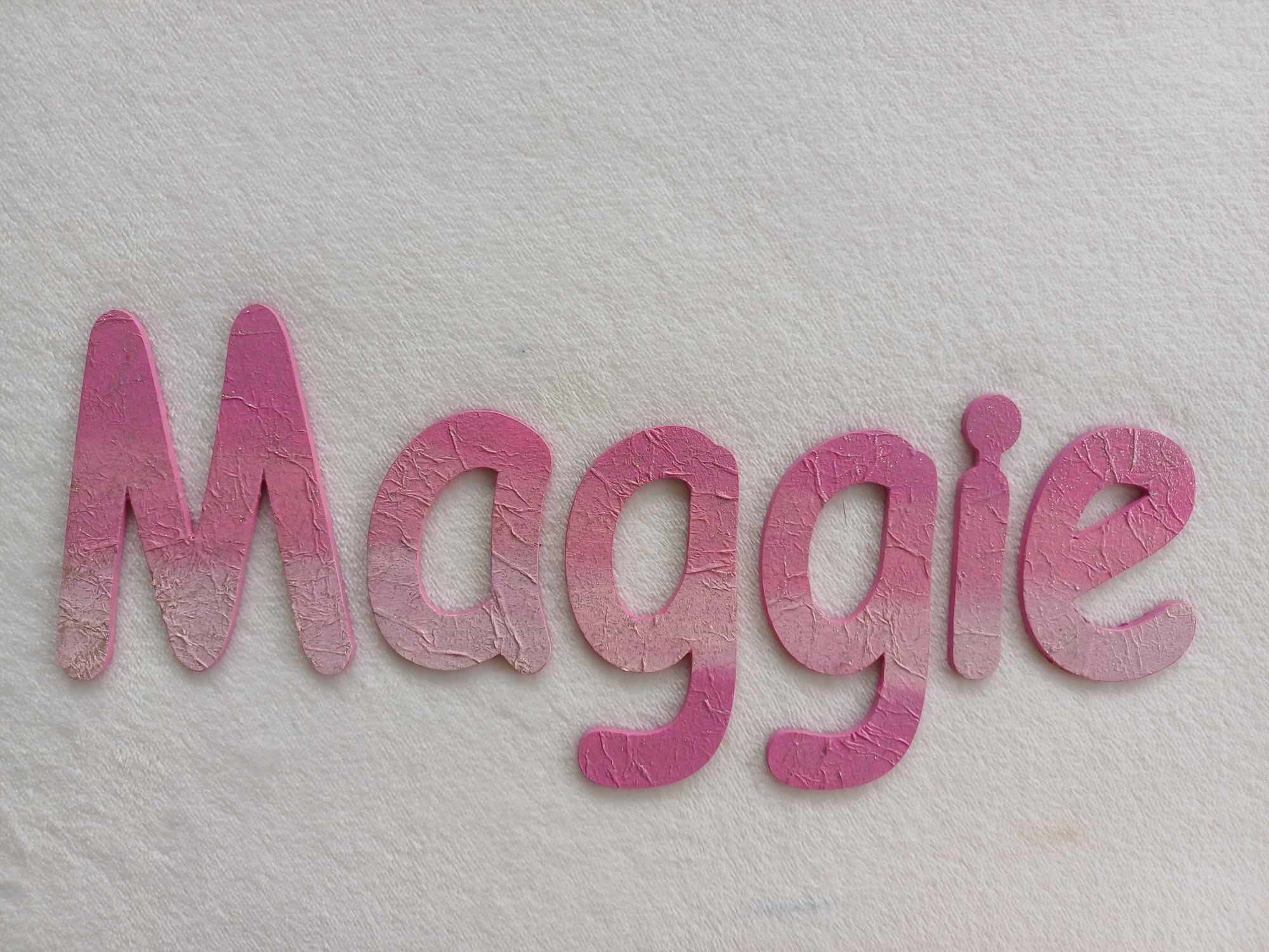 Maggie - small letters suitable for a door.