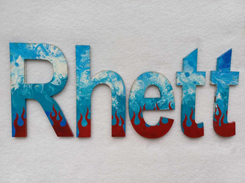 Rhett - small letters suitable for a door.