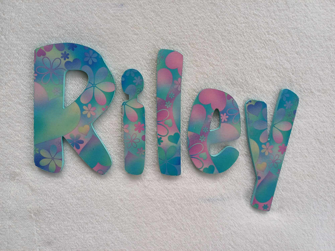 Riley - small letters suitable for a door. – Maisie & Me. NZ