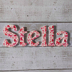 Stella - small letters suitable for a door.