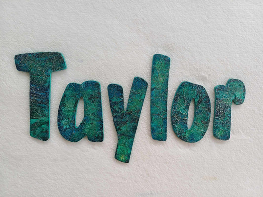Taylor - small letters suitable for a door.