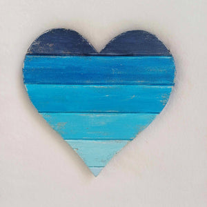 Summer, beachy vibe wall heart.