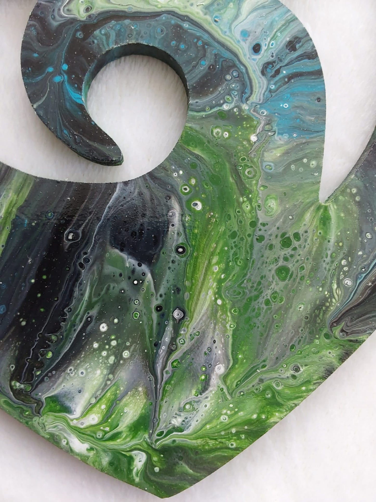 Kiwiana wall hanging heart