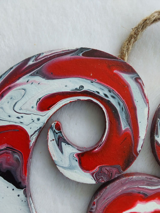 Kiwiana wall hanging heart