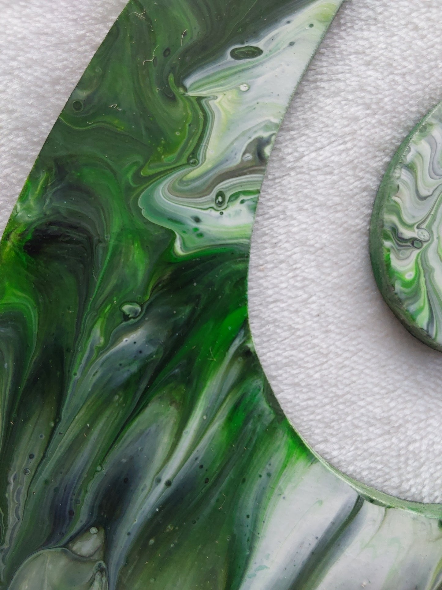 Kiwiana wall hanging.