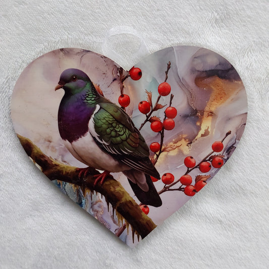 Kereru wood pigeon wall heart - Small