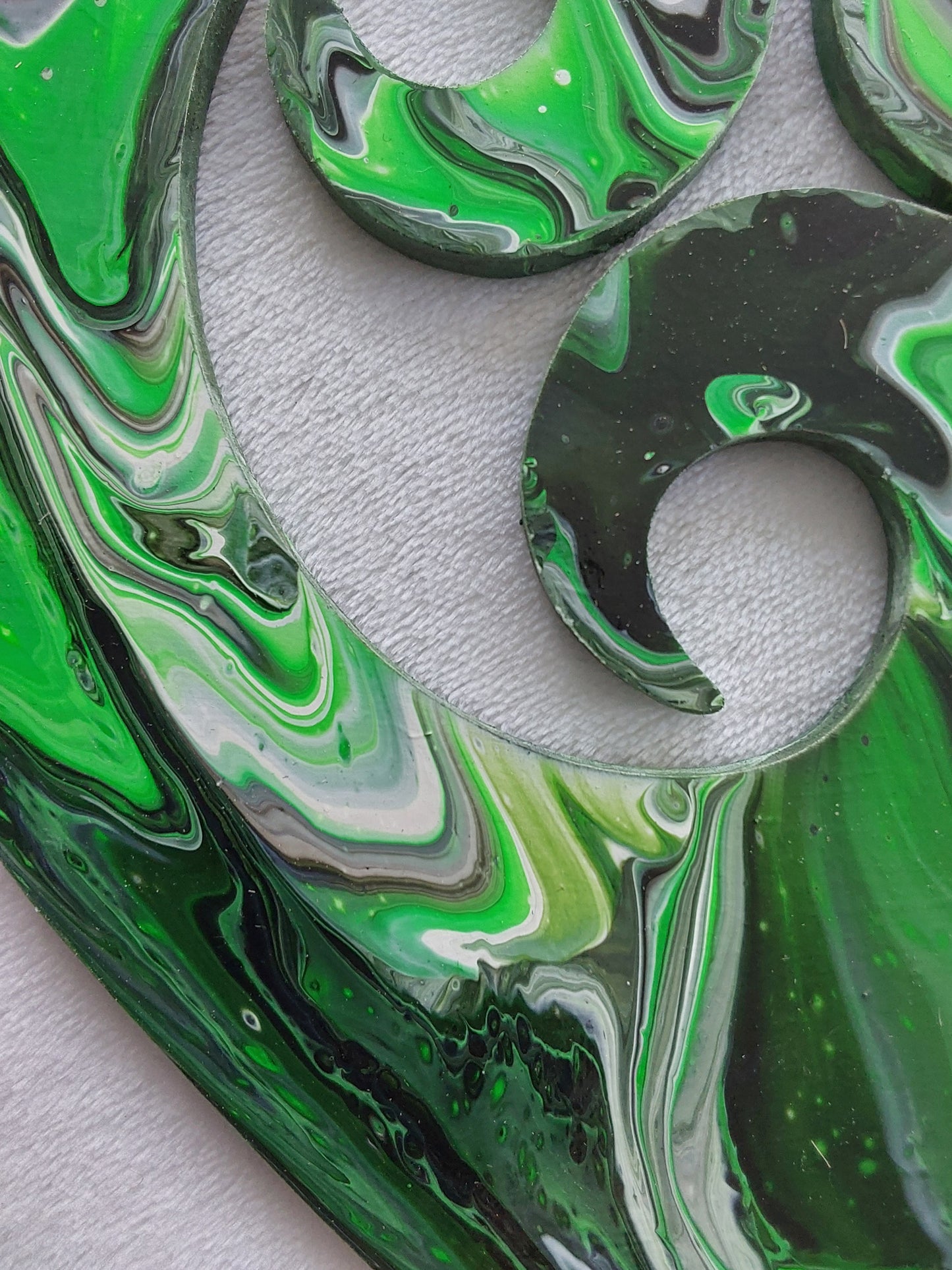Kiwiana wall hanging heart